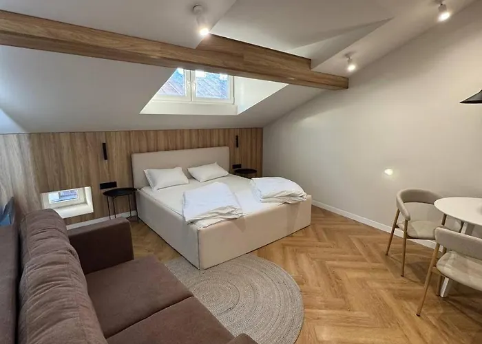 проспект свободи 47