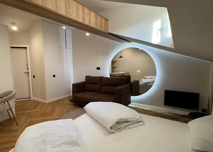 проспект свободи 47 Apartamento *